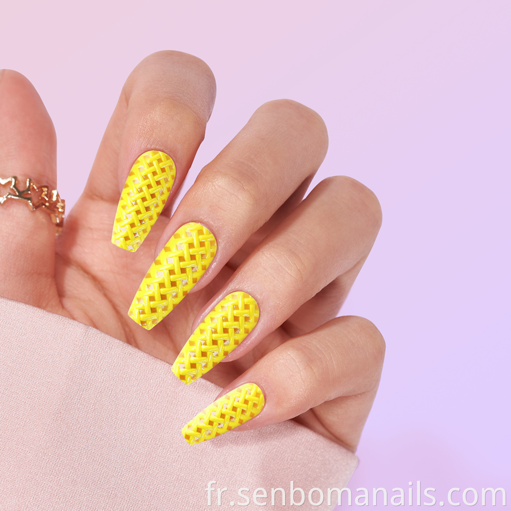 Sweater False Nails